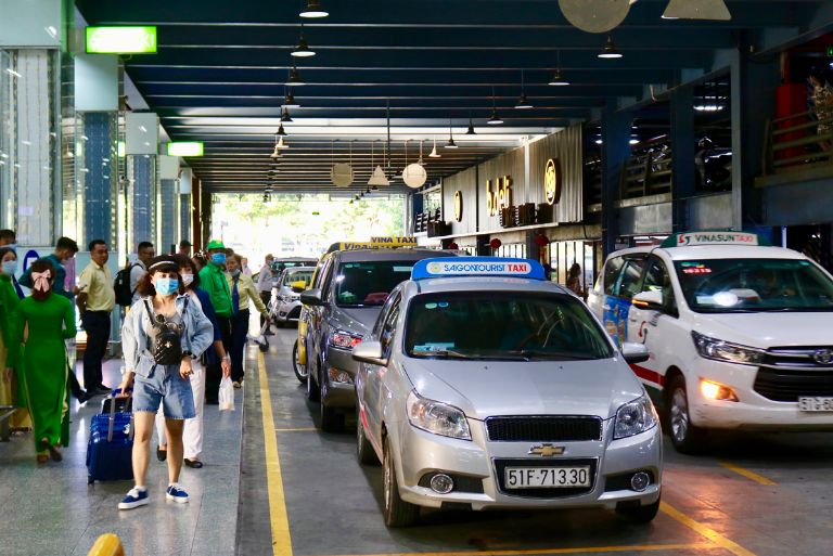 xe đưa đón sân bay nội bài quảng ninh 1