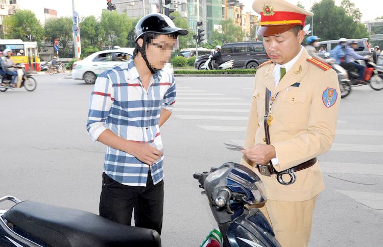 Lỗi không có giấy phép lái xe ô tô 